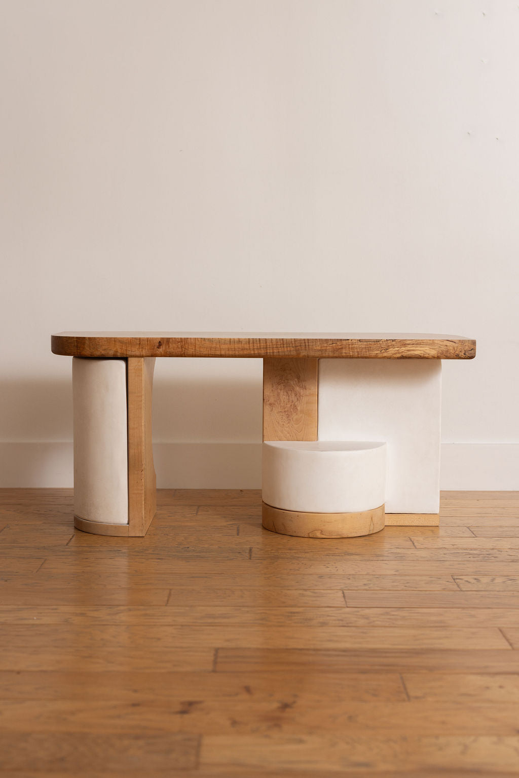Strata Bench in White Plaster